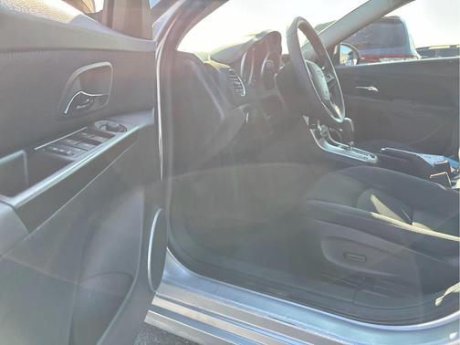 2016 Chevrolet Cruze Limited 1LT