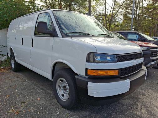 2025 Chevrolet Express 2500 RWD 2500 Regular Wheelbase WT