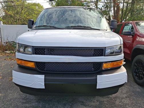 2025 Chevrolet Express 2500 RWD 2500 Regular Wheelbase WT