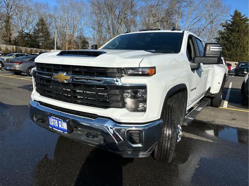 2024 Chevrolet Silverado 3500 LT