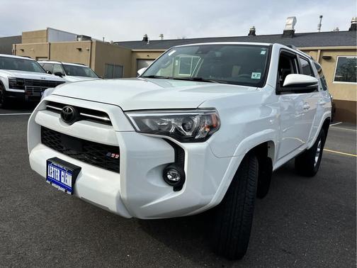 2022 Toyota 4Runner SR5 Premium