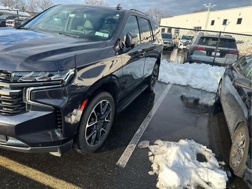 2022 Chevrolet Tahoe 4WD RST
