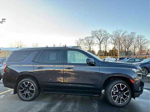 2022 Chevrolet Tahoe 4WD RST
