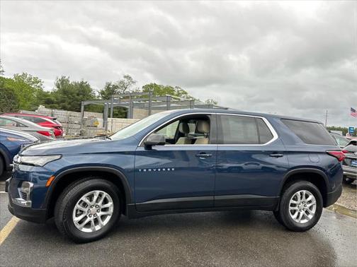 2023 Chevrolet Traverse LS