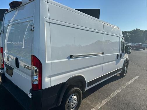 Bright White Clearcoat 2024 RAM ProMaster 2500 Tradesman
