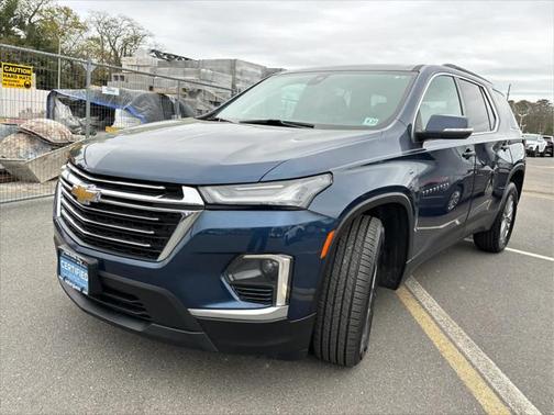 2022 Chevrolet Traverse LT Cloth
