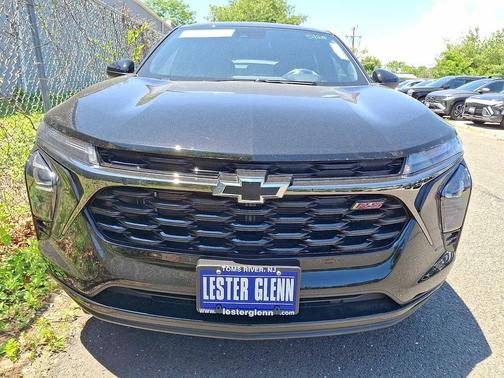 Mosaic Black Metallic 2026 Chevrolet Trax FWD 1RS
