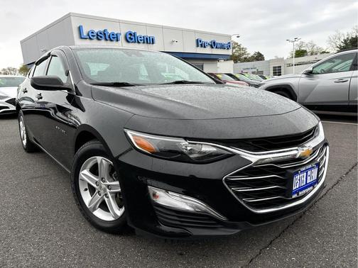 Mosaic Black Metallic 2023 Chevrolet Malibu 1LS