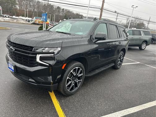 2023 Chevrolet Tahoe 4WD RST