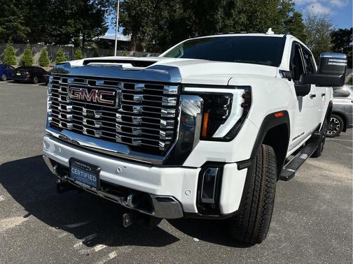 2024 GMC Sierra 2500 Denali