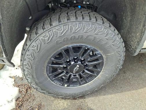 2026 Chevrolet Silverado 2500 Crew Cab, Standard Bed, XR2, 4WD