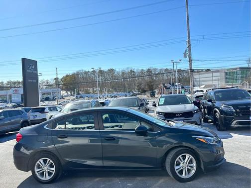 2018 Chevrolet Cruze LT