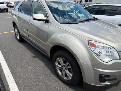Champagne Silver Metallic 2015 Chevrolet Equinox 1LT