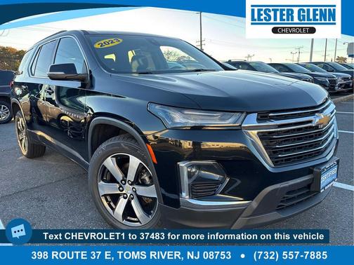 2023 Chevrolet Traverse LT Leather