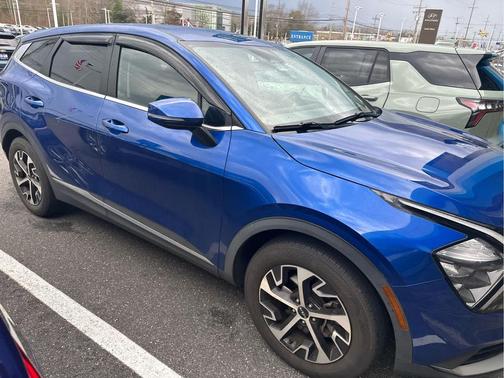 2023 Kia Sportage EX