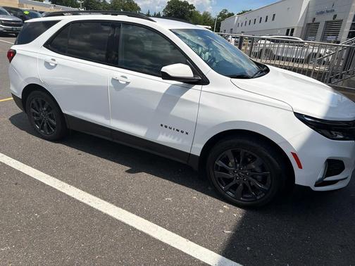 Summit White 2024 Chevrolet Equinox FWD RS