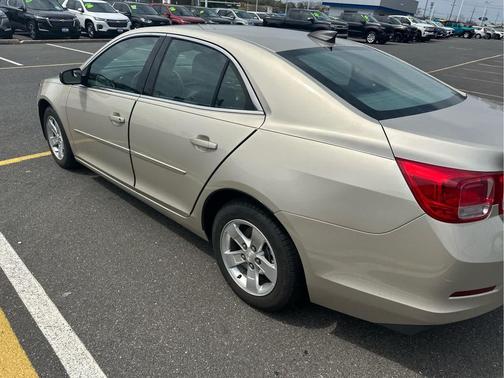 Champagne Silver Metallic 2016 Chevrolet Malibu Limited LS