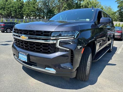 2023 Chevrolet Suburban LS