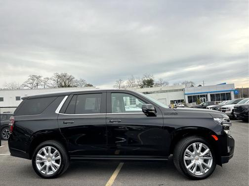 2024 Chevrolet Tahoe 4WD High Country