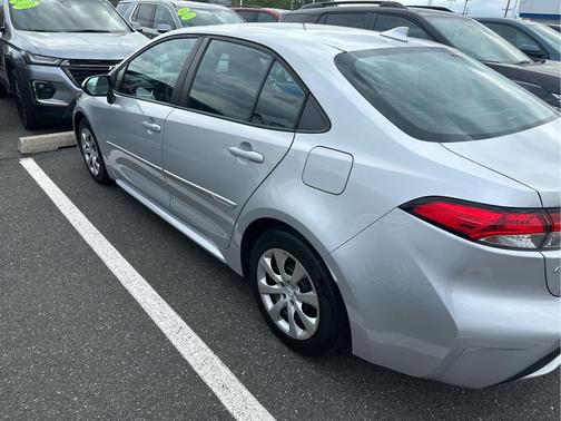 Classic Silver Metallic 2020 Toyota Corolla LE