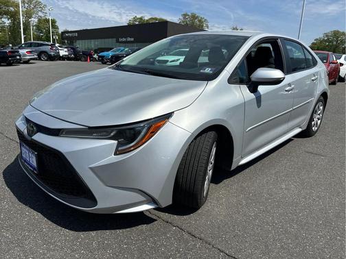 Classic Silver Metallic 2020 Toyota Corolla LE