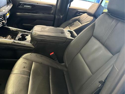 2025 Chevrolet Tahoe 4WD RST