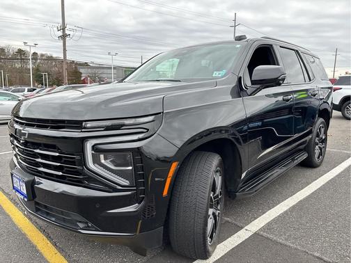 2025 Chevrolet Tahoe 4WD RST