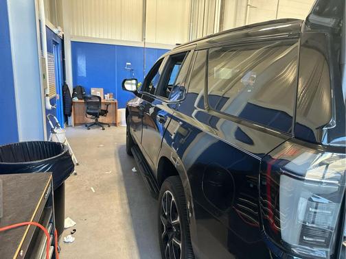 2025 Chevrolet Tahoe 4WD RST