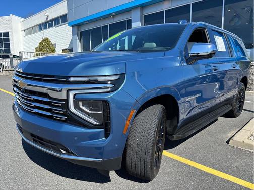 Lakeshore Blue Metallic 2025 Chevrolet Suburban Premier