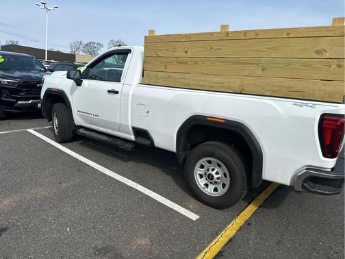 2025 GMC Sierra 2500 Pro