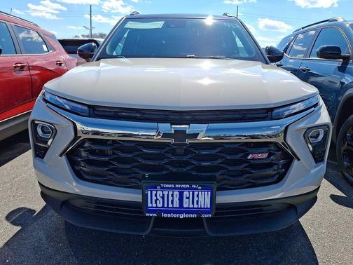 WHT SANDS 2026 Chevrolet Trailblazer RS