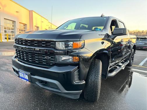2020 Chevrolet Silverado 1500 Custom