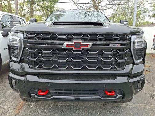 2025 Chevrolet Silverado 2500 4WD Crew Cab Standard Bed ZR2
