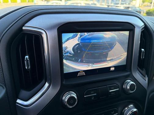 Summit White 2022 GMC Sierra 2500 SLE