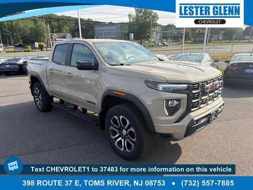 Desert Sand Metallic 2024 GMC Canyon AT4