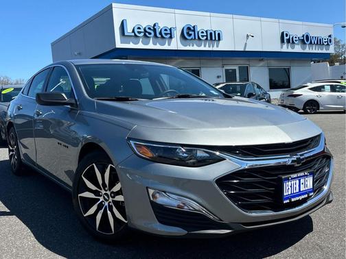 Sterling Gray Metallic 2023 Chevrolet Malibu FWD RS