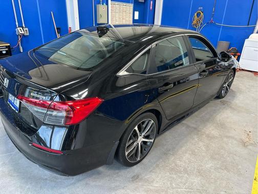 Crystal Black Pearl 2024 Honda Civic Touring