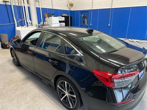 Crystal Black Pearl 2024 Honda Civic Touring