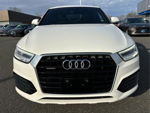 2016 Audi Q3 2.0T Premium Plus