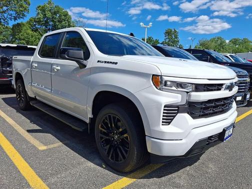 Summit White 2026 Chevrolet Silverado 1500 RST