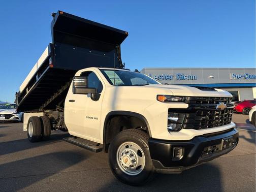 2025 Chevrolet Silverado 3500 WT