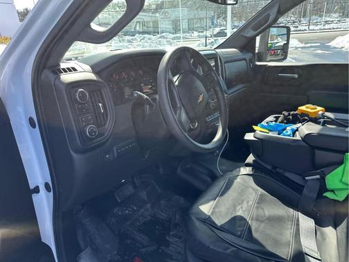 2025 Chevrolet Silverado 3500 WT