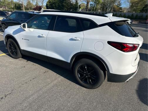 Summit White 2019 Chevrolet Blazer 2LT