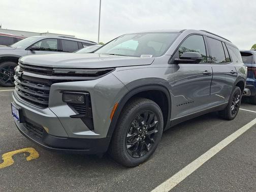 STERLING GRY ME 2026 Chevrolet Traverse LT