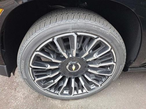 2026 Chevrolet Suburban High Country, 4WD