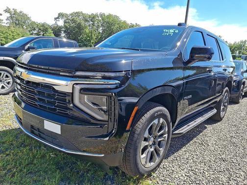 2025 Chevrolet Tahoe LS