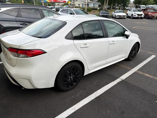 White 2022 Toyota Corolla LE
