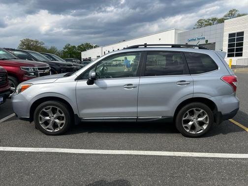 Ice Silver Metallic 2015 Subaru Forester 2.5i Touring