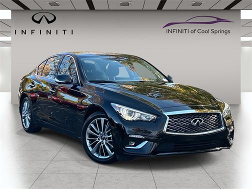 2023 INFINITI Q50 LUXE