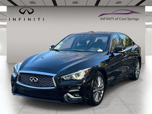 2023 INFINITI Q50 LUXE